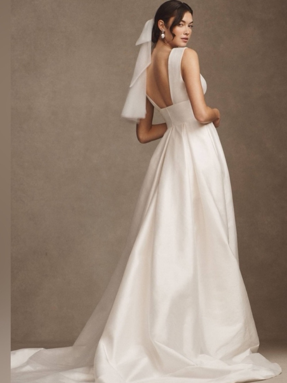 Elegant White V-Neck Satin Bridal Dress - Picture 2 of 3